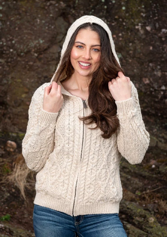 Classic Style IrelandsEye Women's Aran Hooded Cardigan | Oatmeal