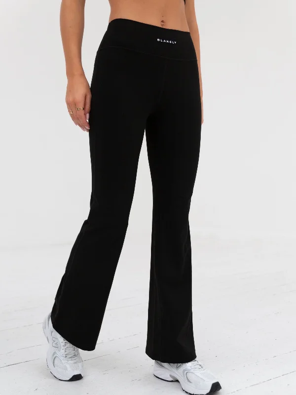 Soft Sculpt Wide Leg Leggings - Black