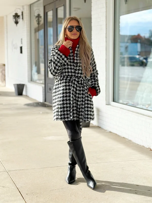 Billie Houndstooth Coat